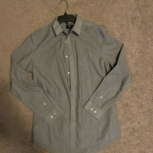 Medium Slim Fit H&M easy iron button down shirt